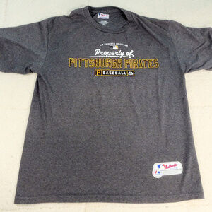 MLB Pittsburgh Pirates Majestic Gray T-Shirt Large